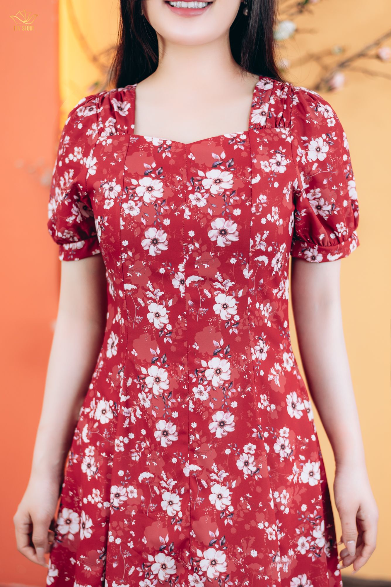 Đầm xòe 8 mảnh - Cổ vuông tim tay ngắn - AH - Đỏ hoa trắng - TTV1767