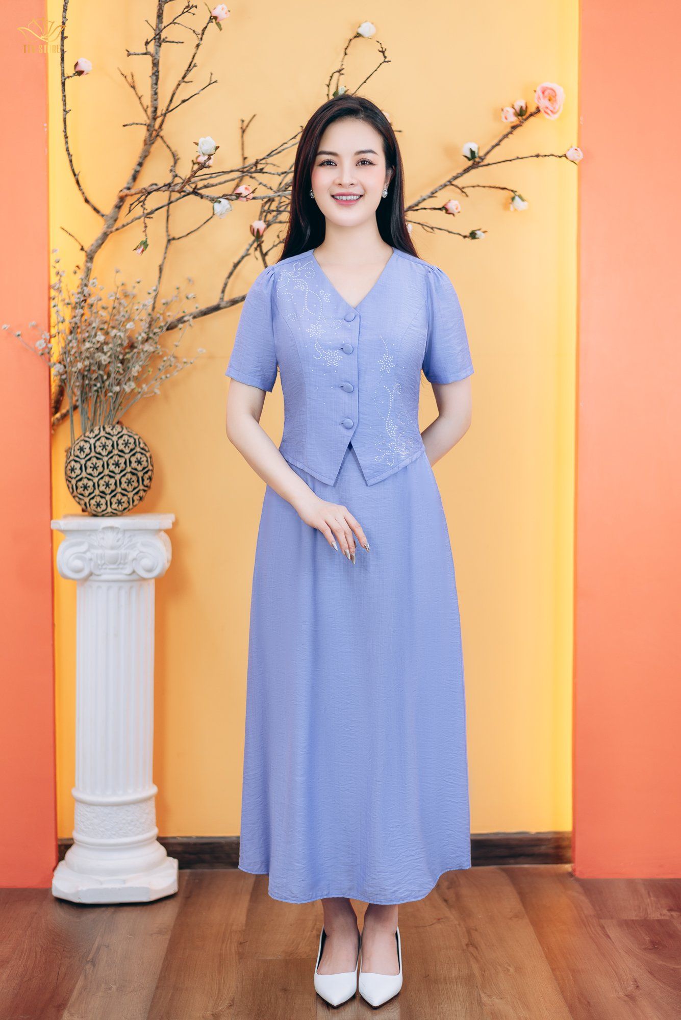 Áo - Cổ tim kết nút tay ngắn đính hạt đá - CT - Tím cà - TTV1778