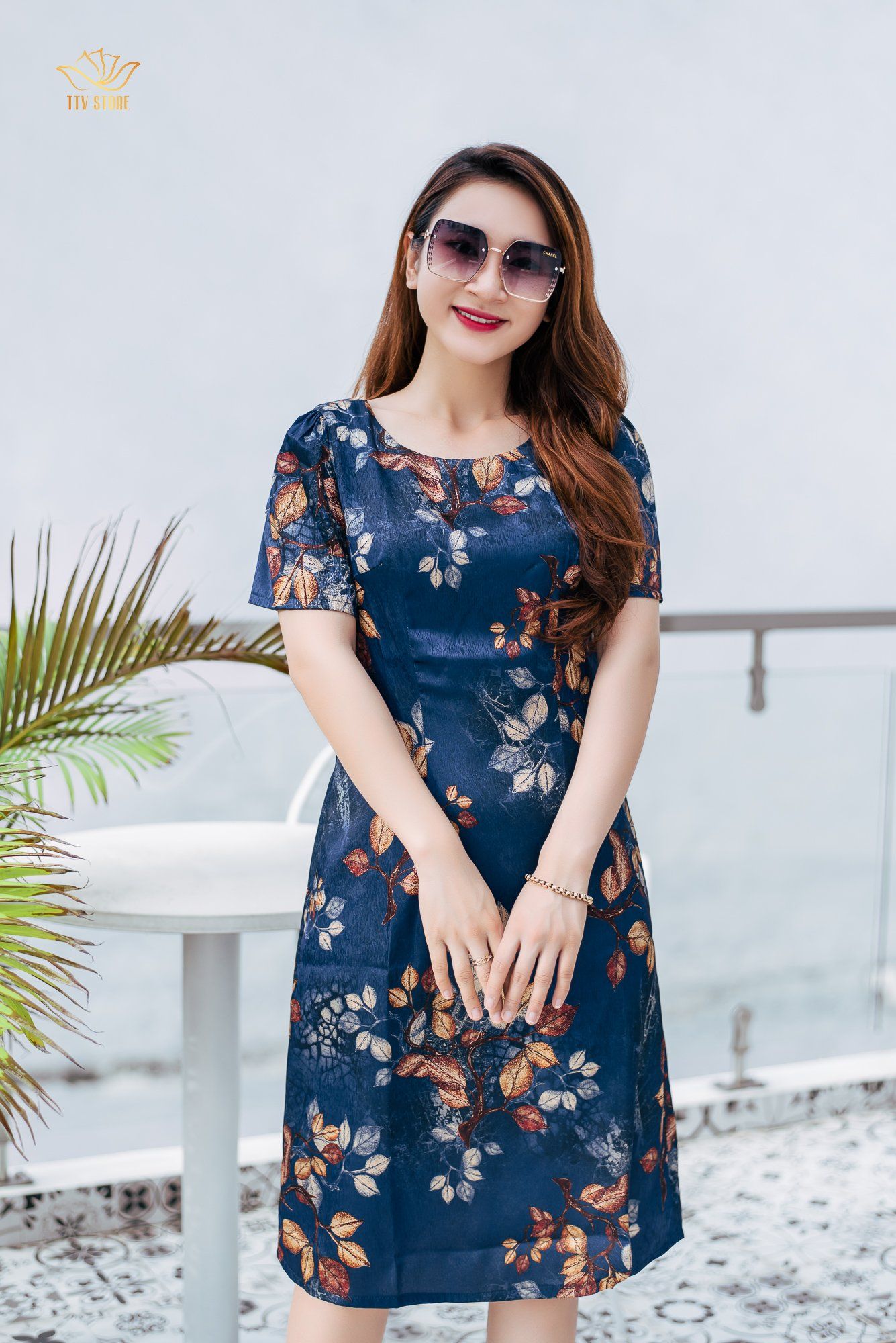 Đầm suông - Cổ tròn tay ngắn - CD - Xanh hoa kem - TTV1159