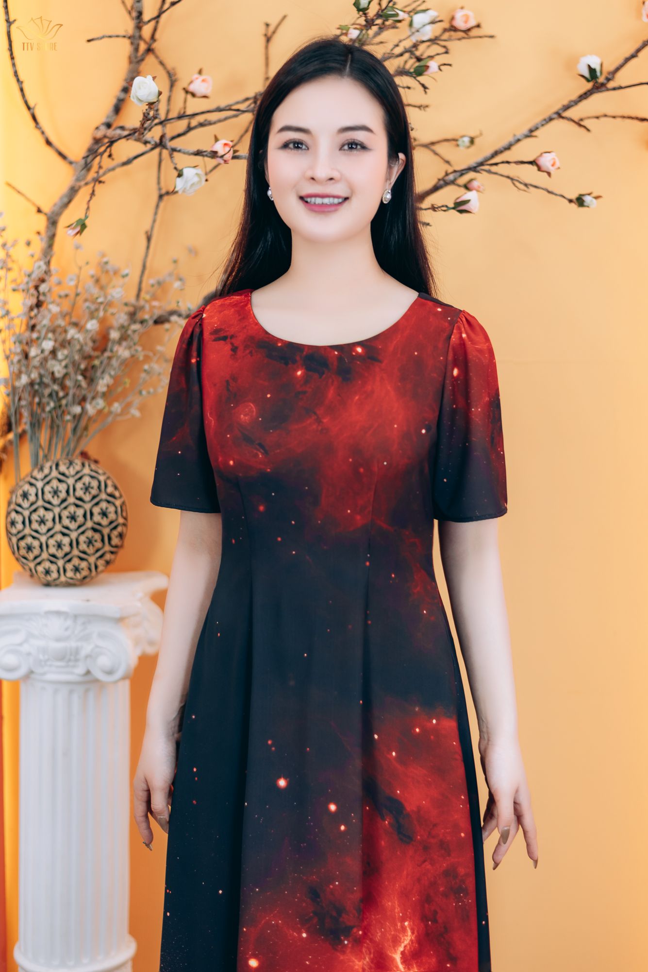 Đầm suông xòe - Cổ tròn tay ngắn - CD - Đen họa tiết - TTV1779