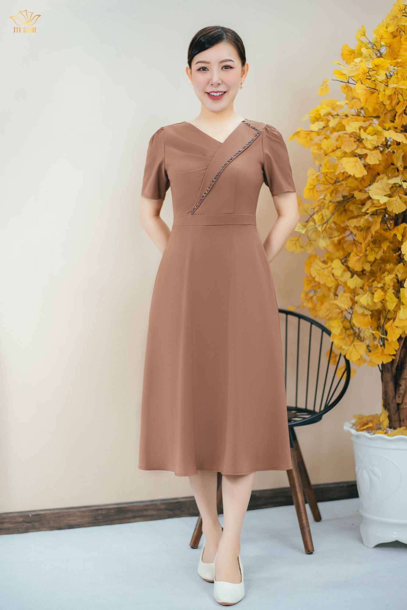 Đầm xòe - Cổ tim đắp chéo tay ngắn - CT - Nâu cafe - TTV1487