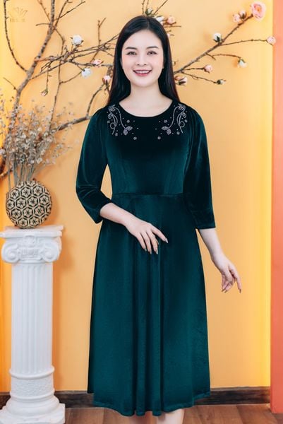 Đầm xòe - Cổ tròn đính hạt đá tay lỡ - AH - Xanh rêu - TTV1784