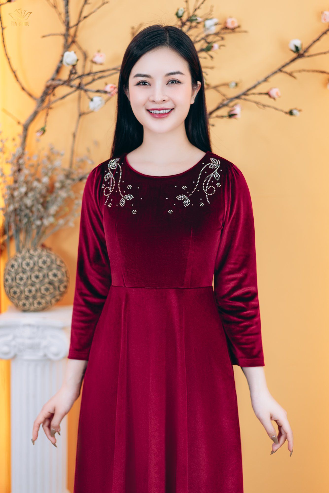 Đầm xòe - Cổ tròn đính hạt đá tay lỡ - AH - Đỏ đô - TTV1784