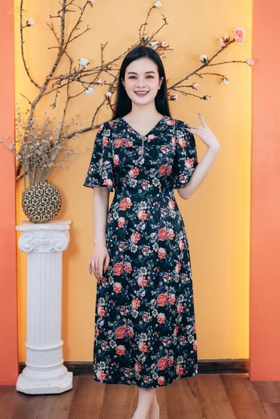 Đầm xòe A - Cổ tim kết đá tay loe - CD - Đen hoa cam - TTV1799