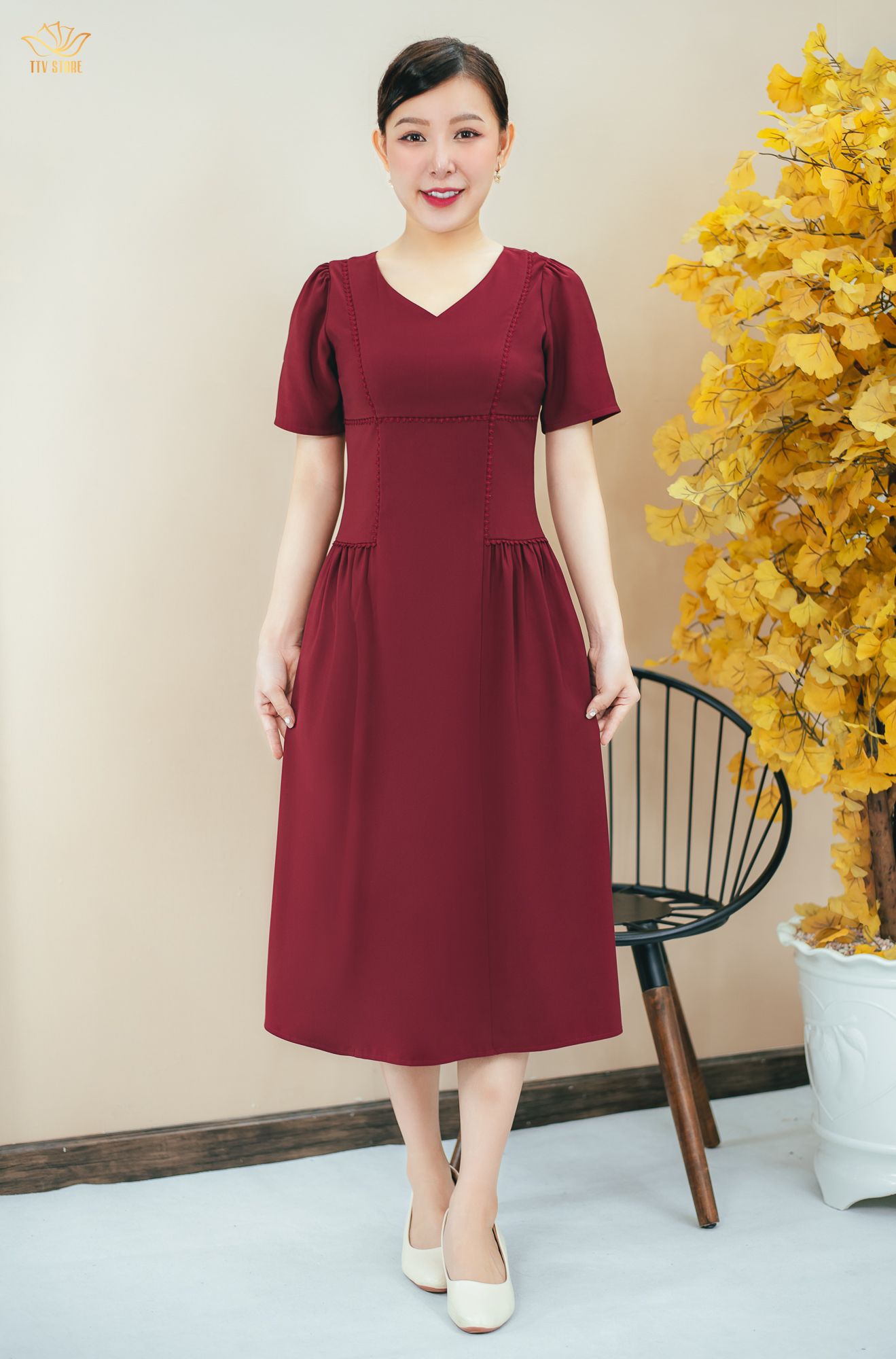 Đầm xòe - Cổ tim tay ngắn phối ren - CV - Đỏ Đô - TTV1381