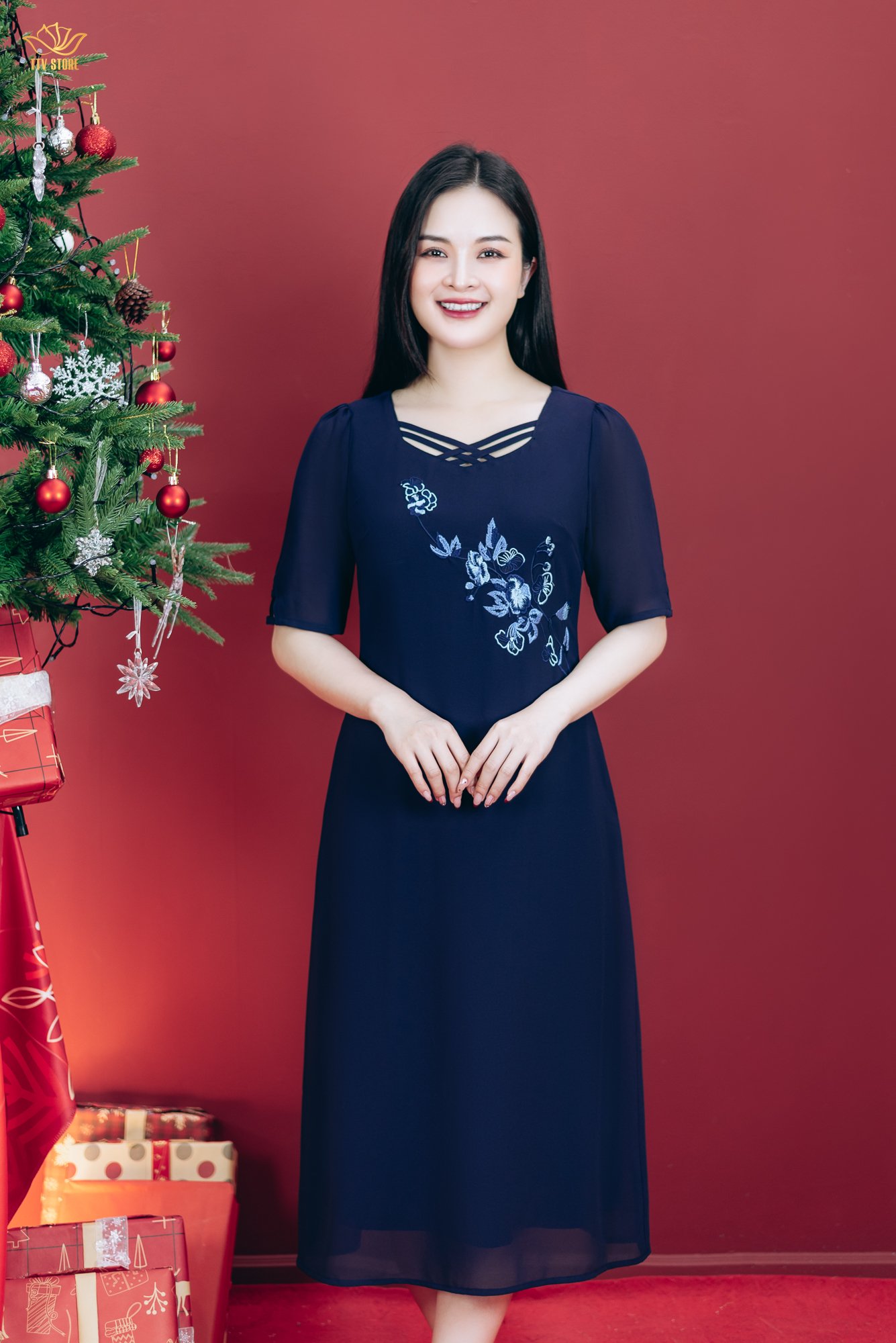 Đầm suông - Cổ vuông tim đan dây thêu hoa tay lỡ - CD - Xanh đen - TTV1808