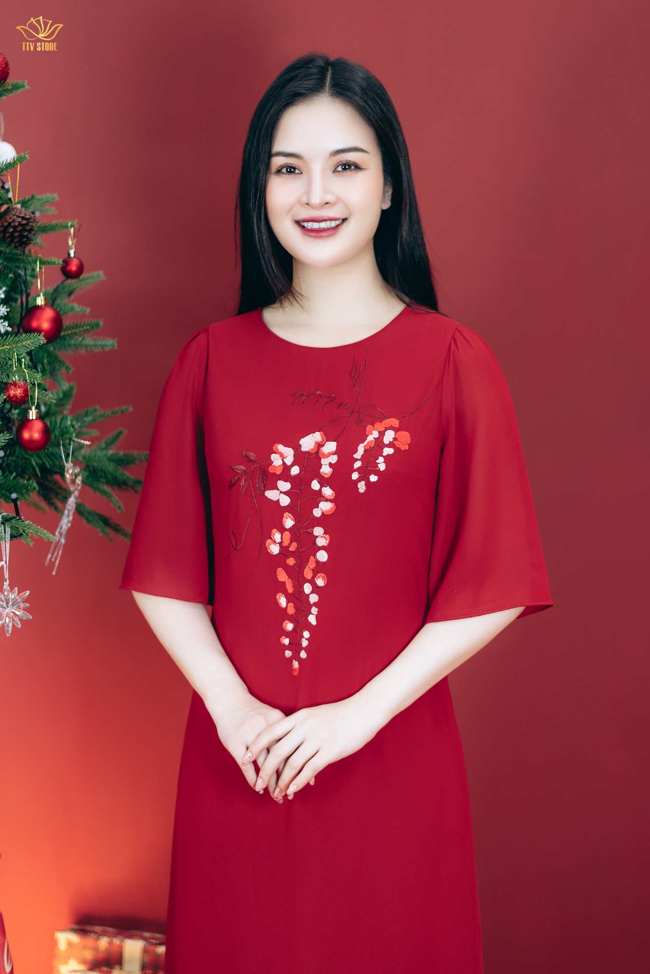Đầm suông - Cổ tròn thêu hoa tay lỡ - CT - Đỏ đô - TTV1807