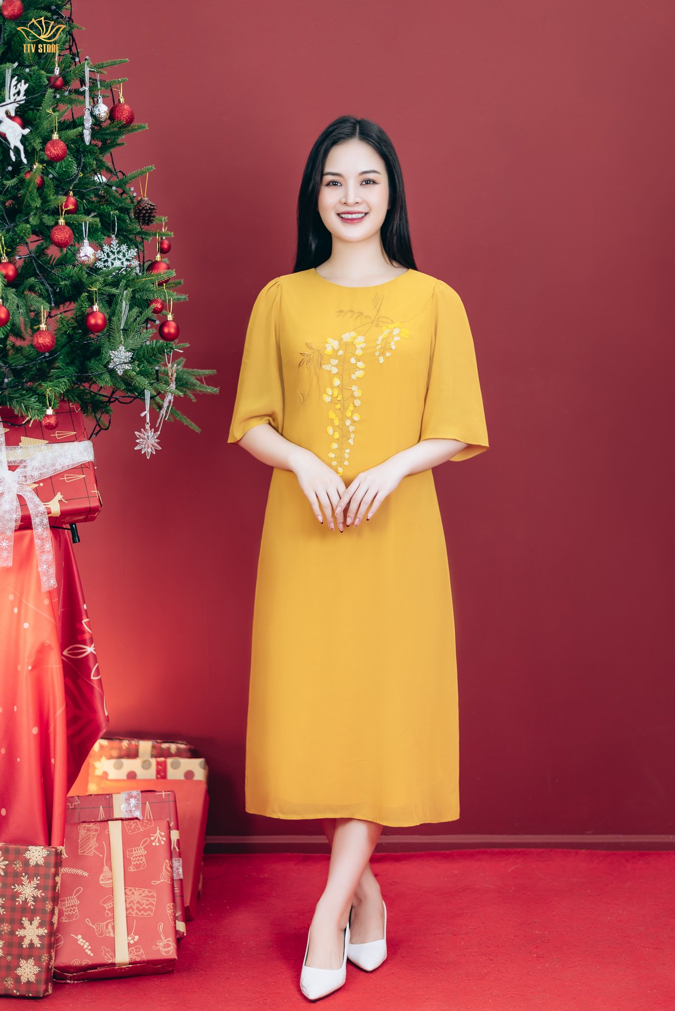 Đầm suông - Cổ tròn thêu hoa tay lỡ - CT - Vàng nghệ - TTV1807