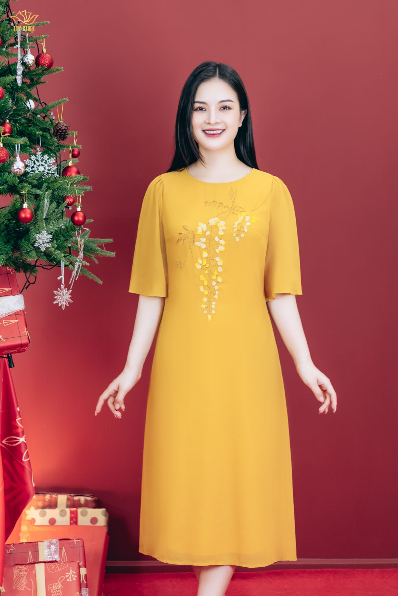 Đầm suông - Cổ tròn thêu hoa tay lỡ - CT - Vàng nghệ - TTV1807