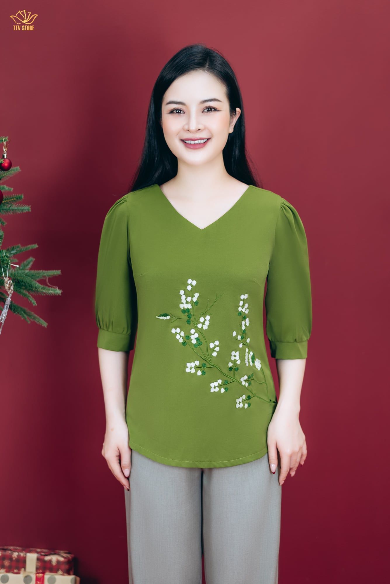 Áo - Cổ tim thêu hoa tay lỡ - CT - Xanh lá - TTV1806