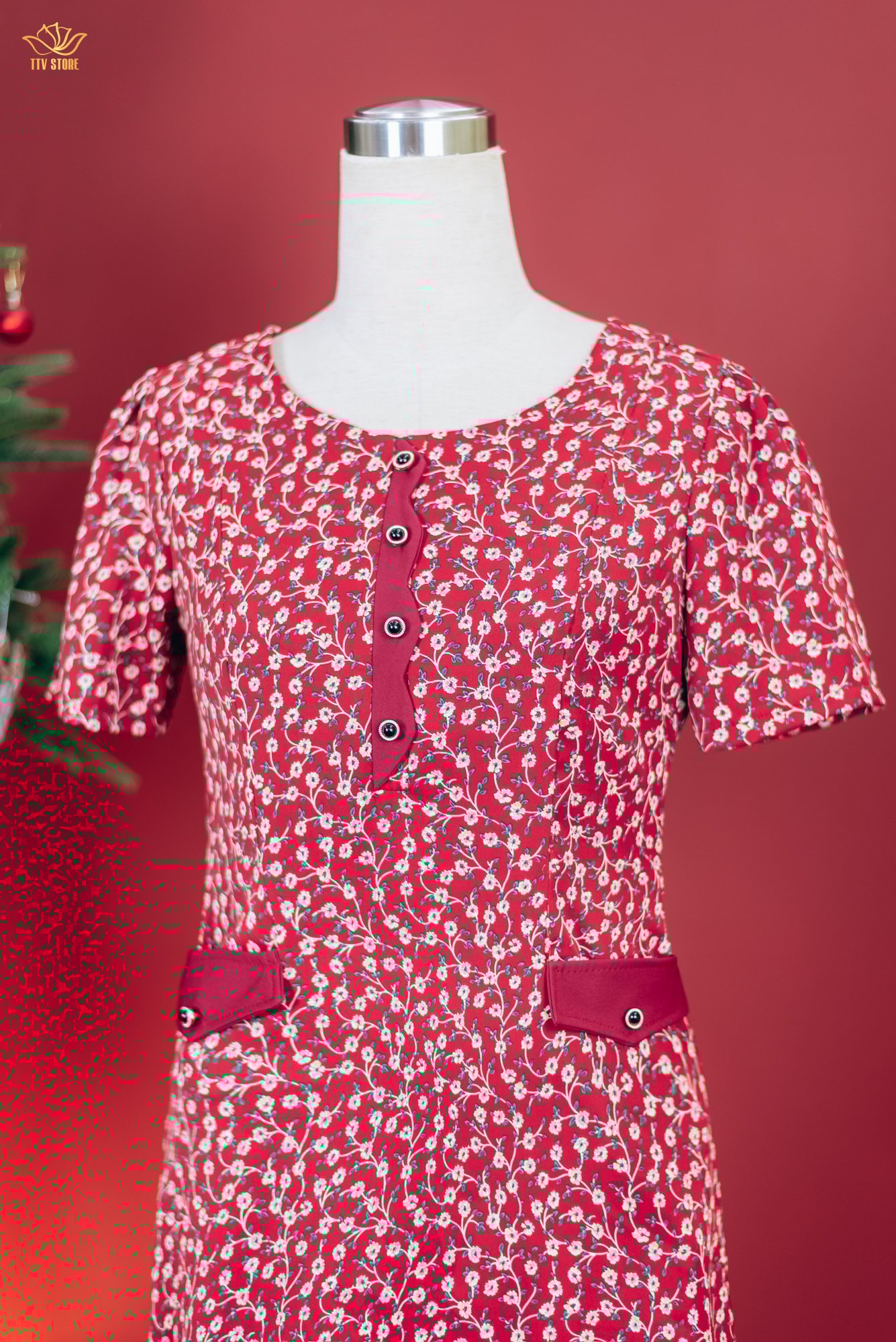 Đầm suông - Cổ tròn kết nút tay ngắn - AH - Đỏ hoa nhí - TTV1827