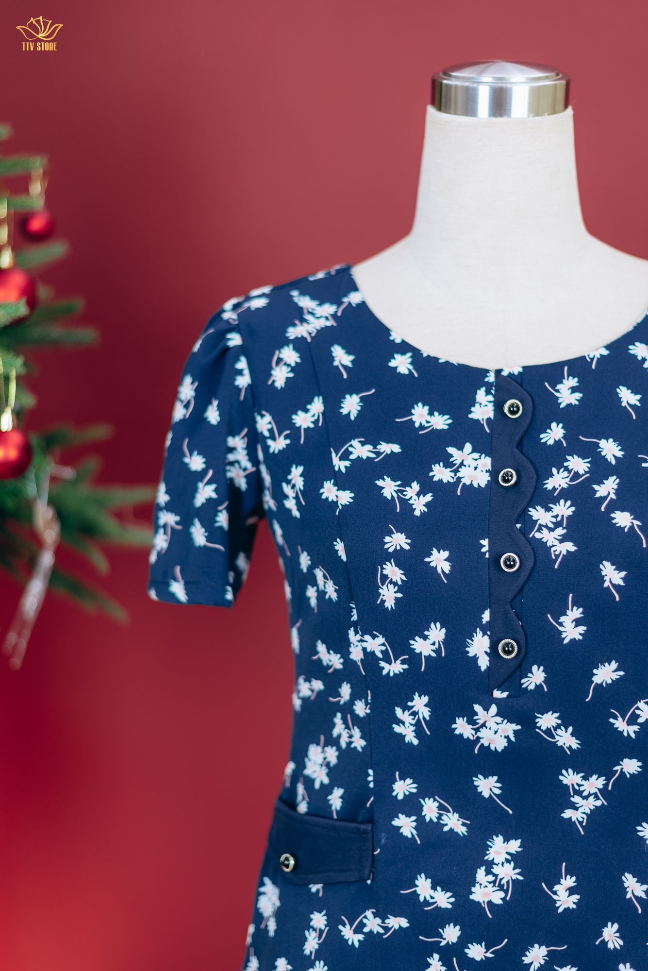 Đầm suông - Cổ tròn kết nút tay ngắn - AH - Xanh hoa trắng - TTV1827