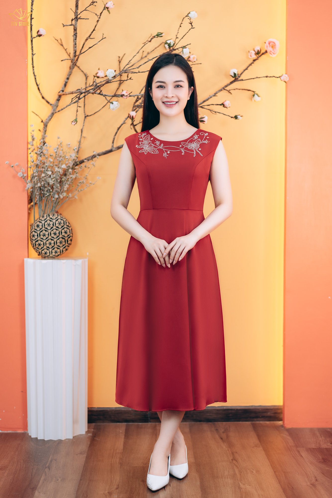 Đầm xòe - Cổ tròn đính đá tay sát nách - CD - Đỏ gạch - TTV1814