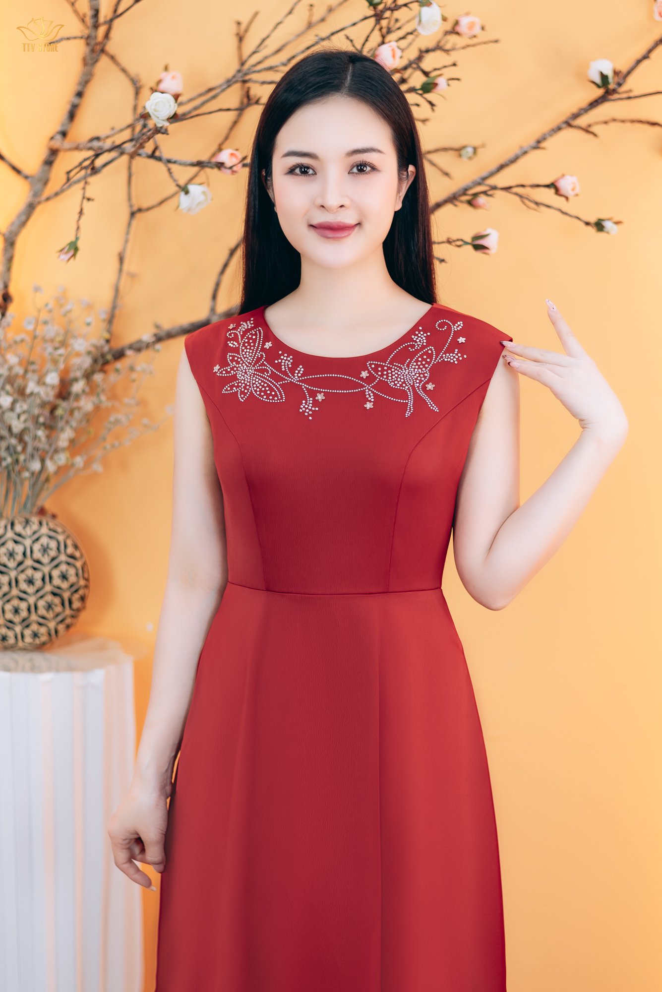 Đầm xòe - Cổ tròn đính đá tay sát nách - CD - Đỏ gạch - TTV1814