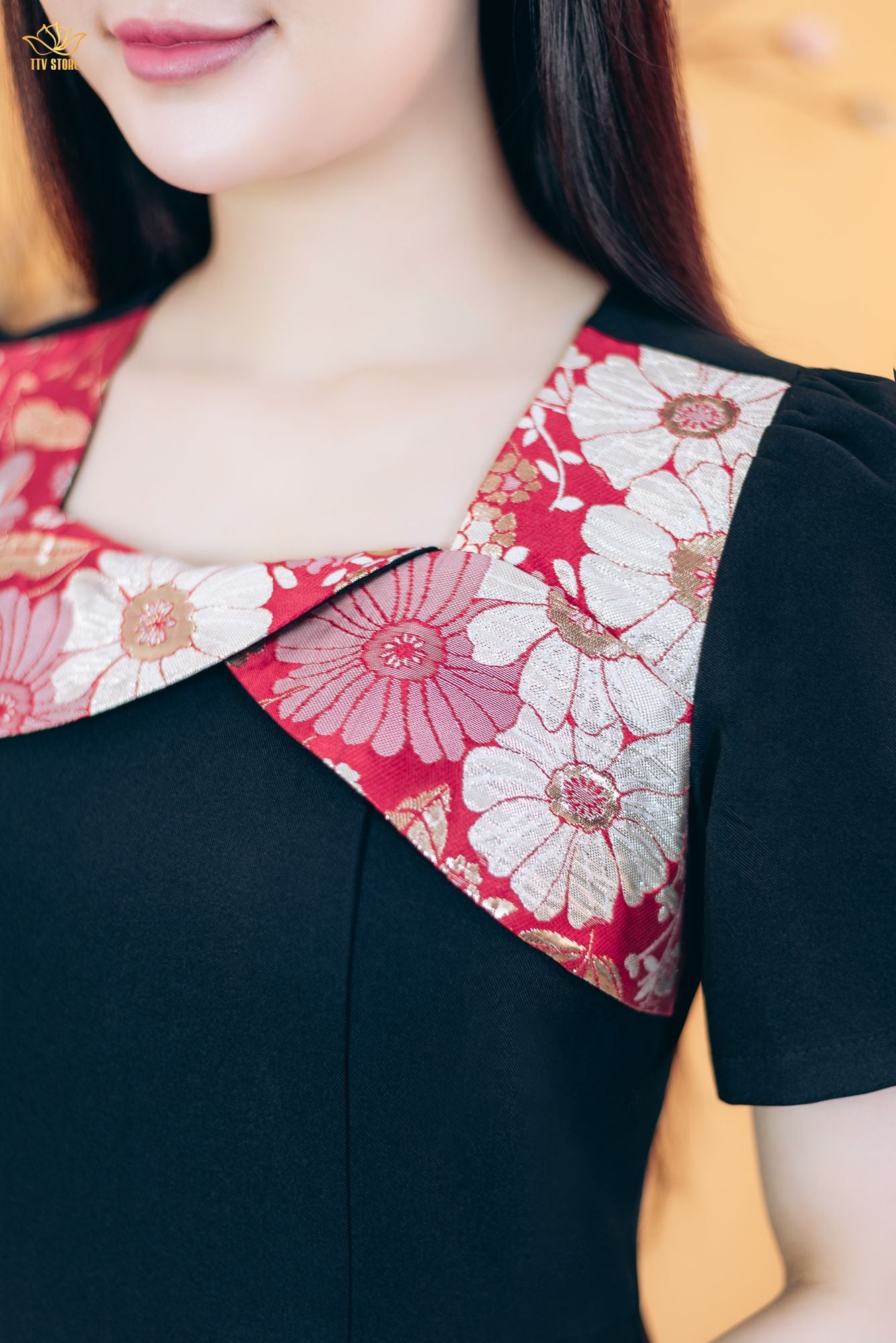 Đầm xòe - Cổ vuông tim tay ngắn - CT - Đen - TTV1824