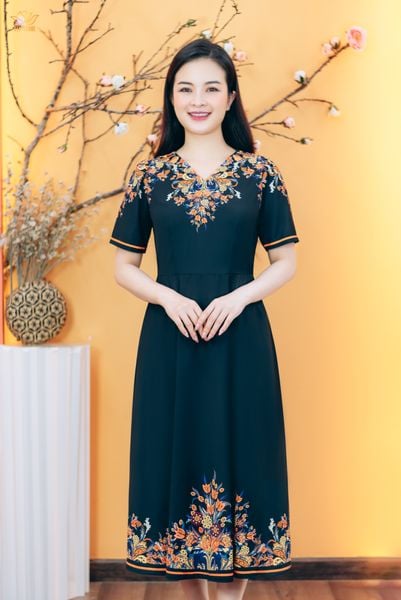 Đầm xòe - Cổ tim tay ngắn - CV - Đen họa tiết - TTV1818
