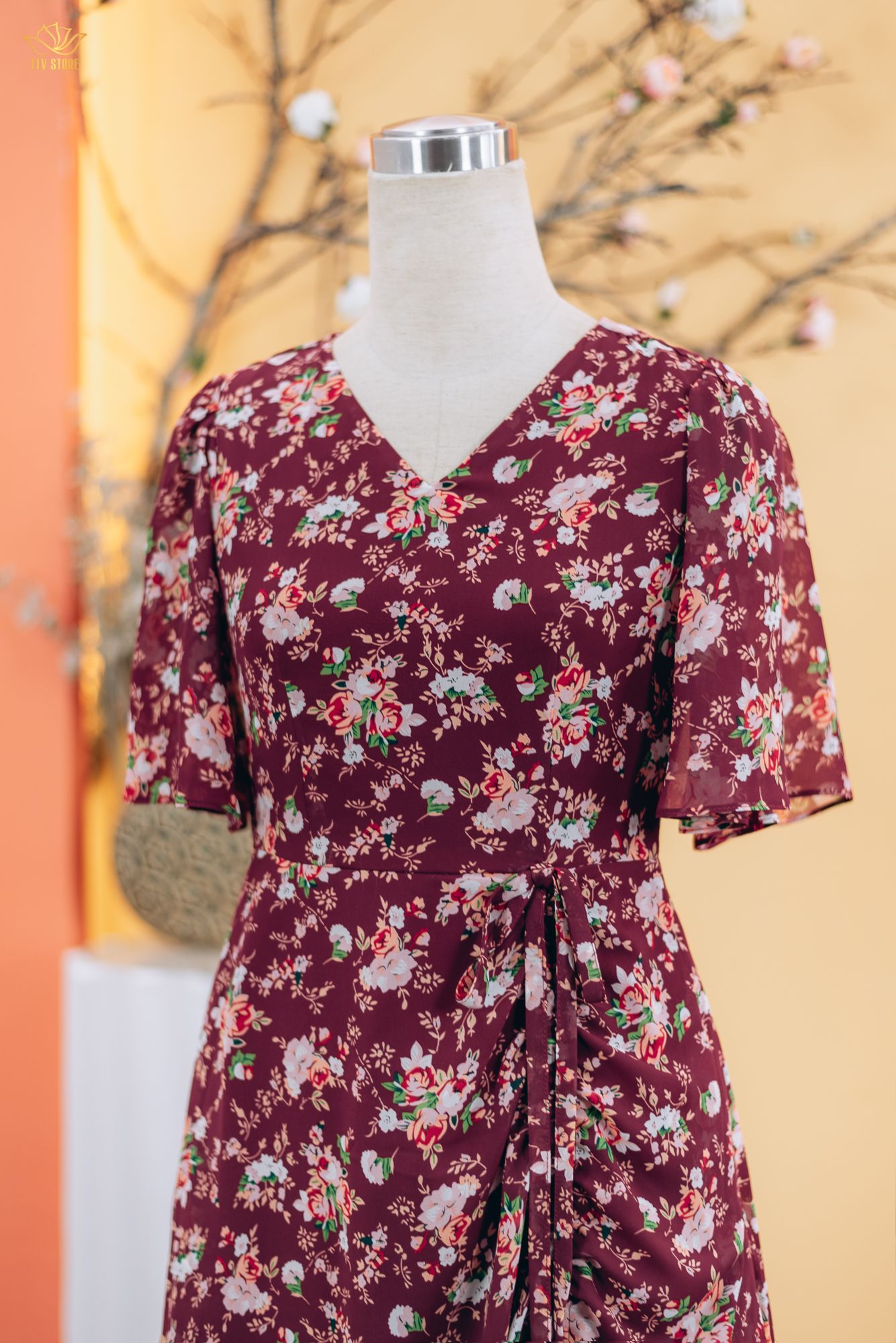 Đầm xòe rút dây - Cổ tim tay loe - CV - Đỏ hoa - TTV1839