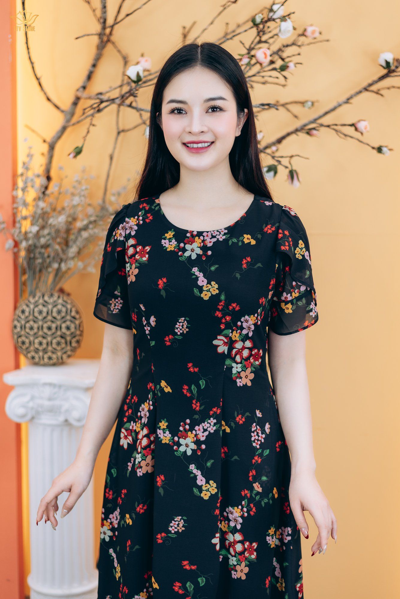 Đầm suông xòe - Cổ tròn tay cánh hồng - CD - Đen hoa - TTV1836