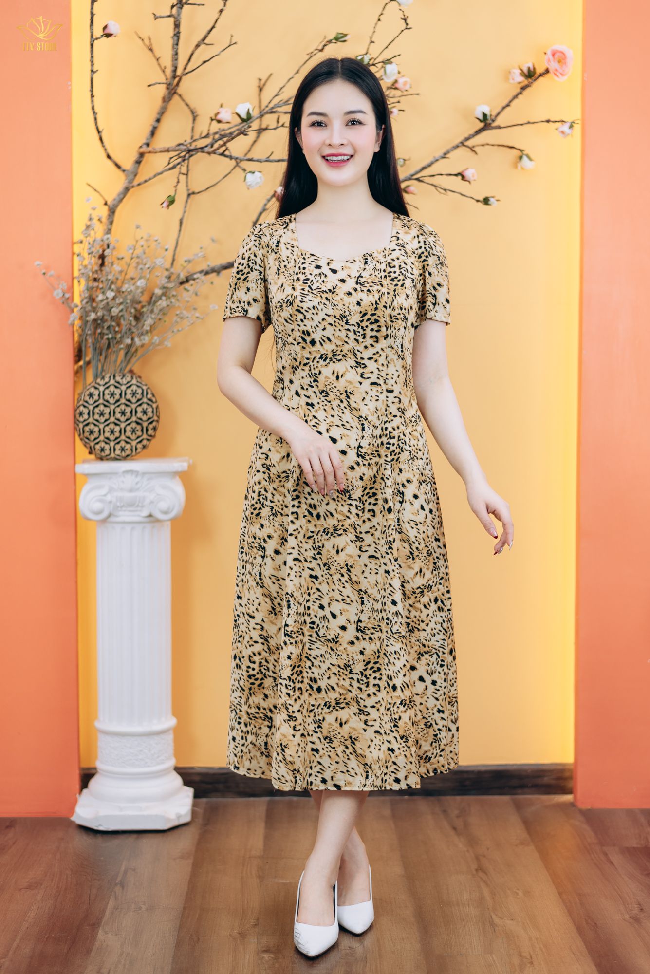 Đầm xòe 8 mảnh - Cổ vuông tim tay ngắn - AH - Da họa tiết - TTV1829