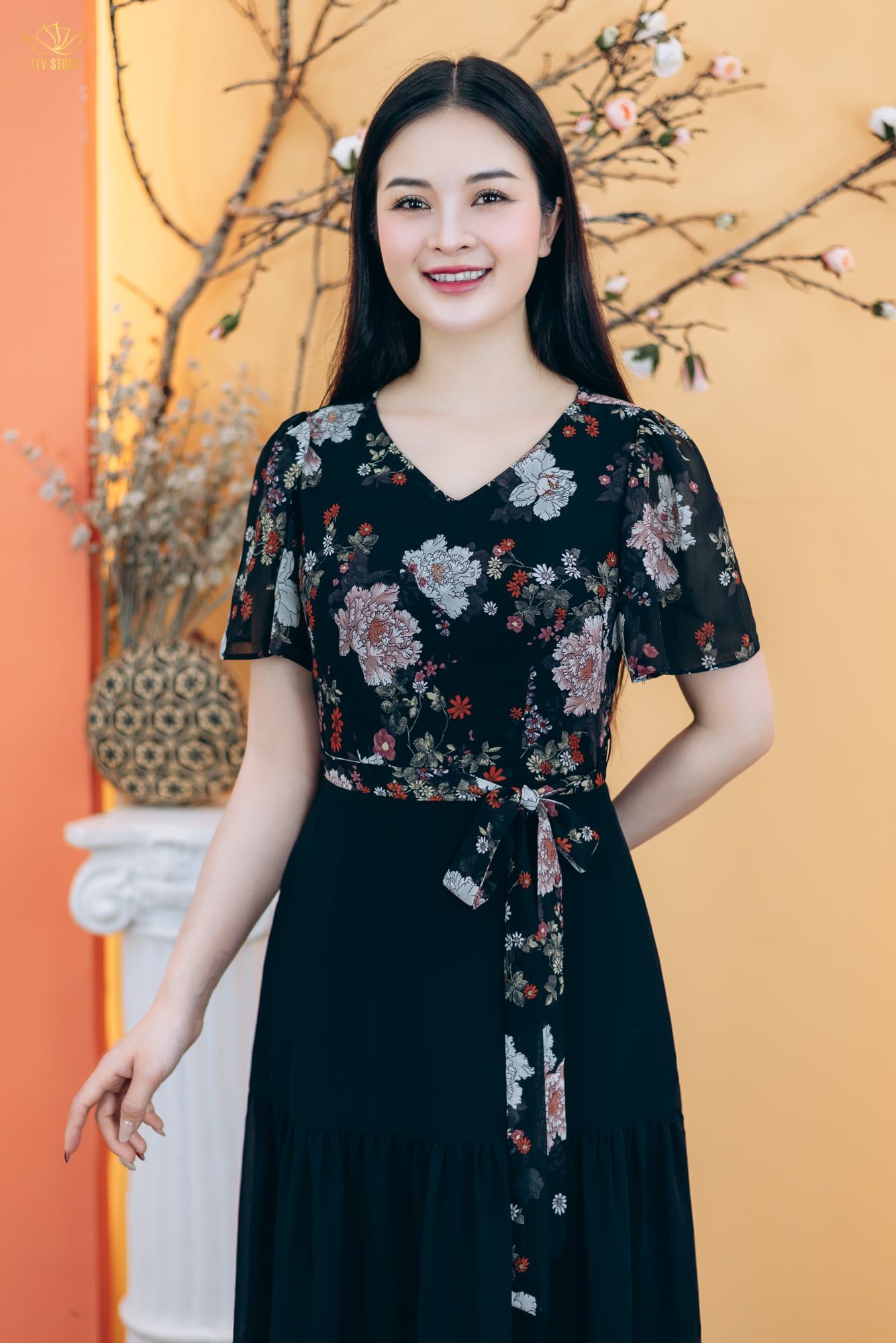 Đầm maxi - Cổ tim tay ngắn thắt dây eo - CD - Đen hoa - TTV1837