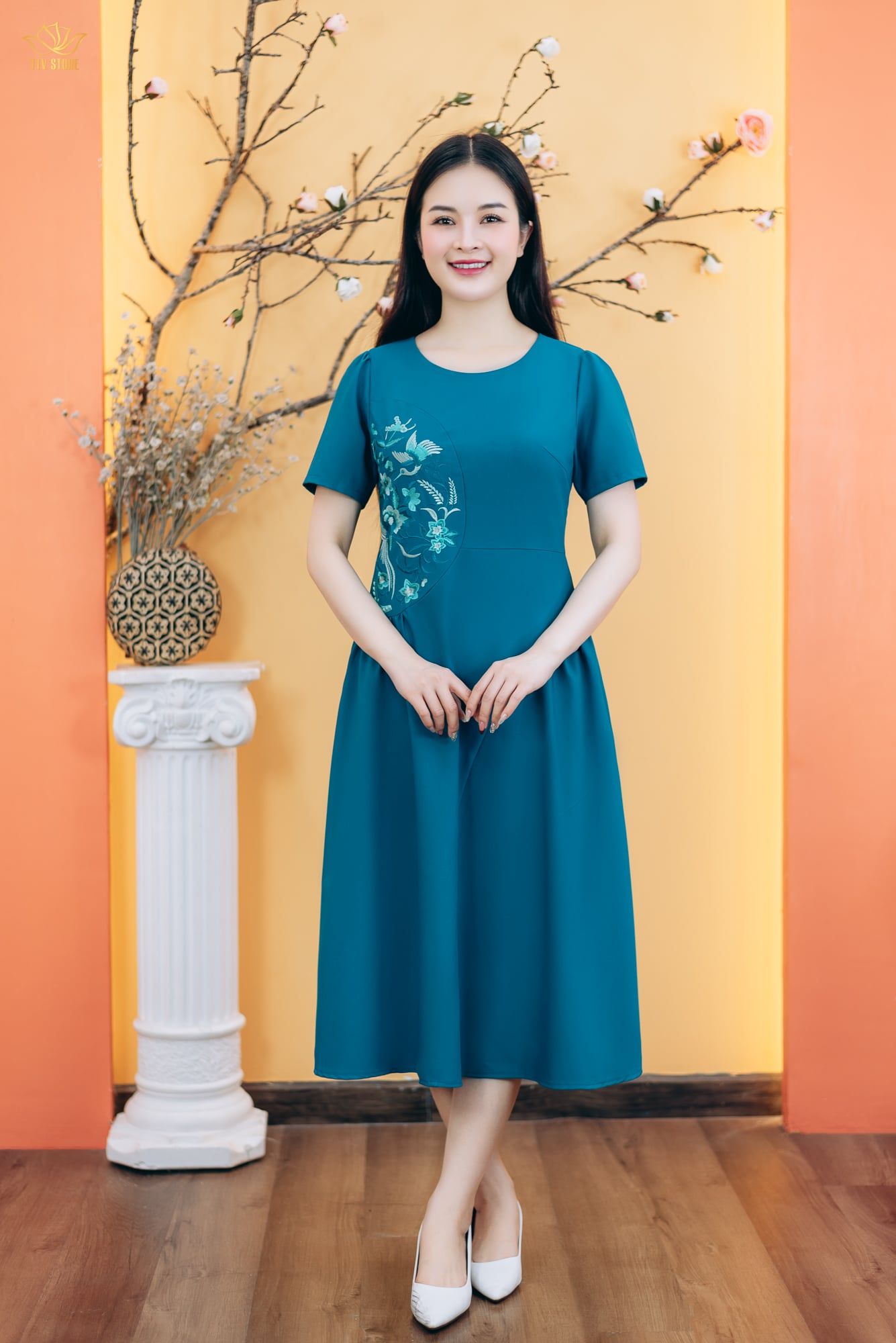 Đầm xòe - Cổ tròn tay ngắn thêu hoa - CD - Xanh - TTV1838