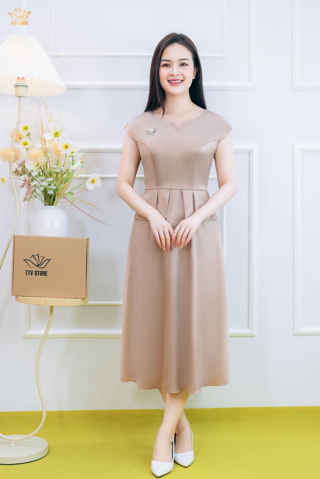 Đầm xòe - Cổ tròn khoét V tay con  - CT - Da - TTV1843#