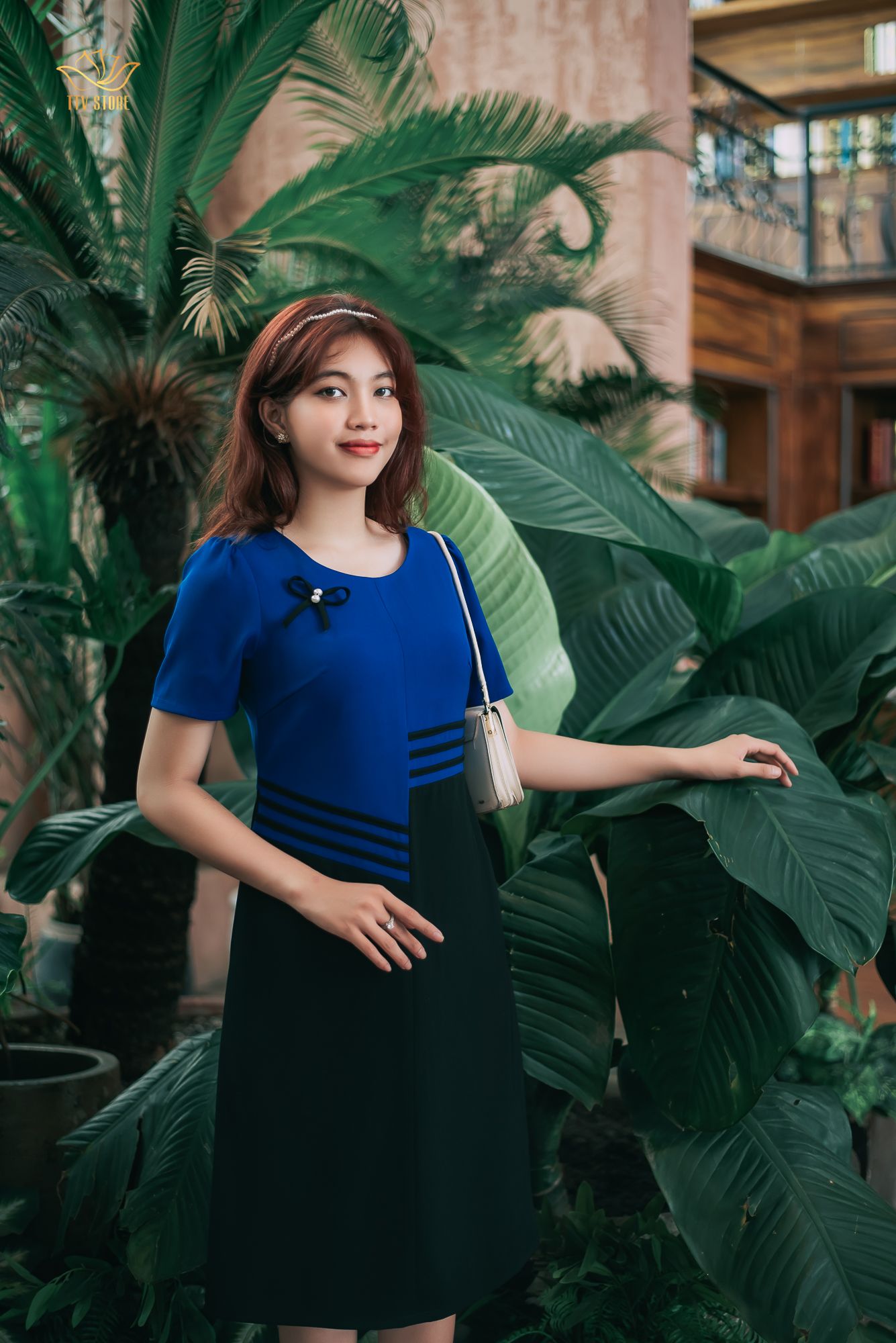 Set Áo  Váy Đuôi Cá Áo Xanh Coban Hà Nội