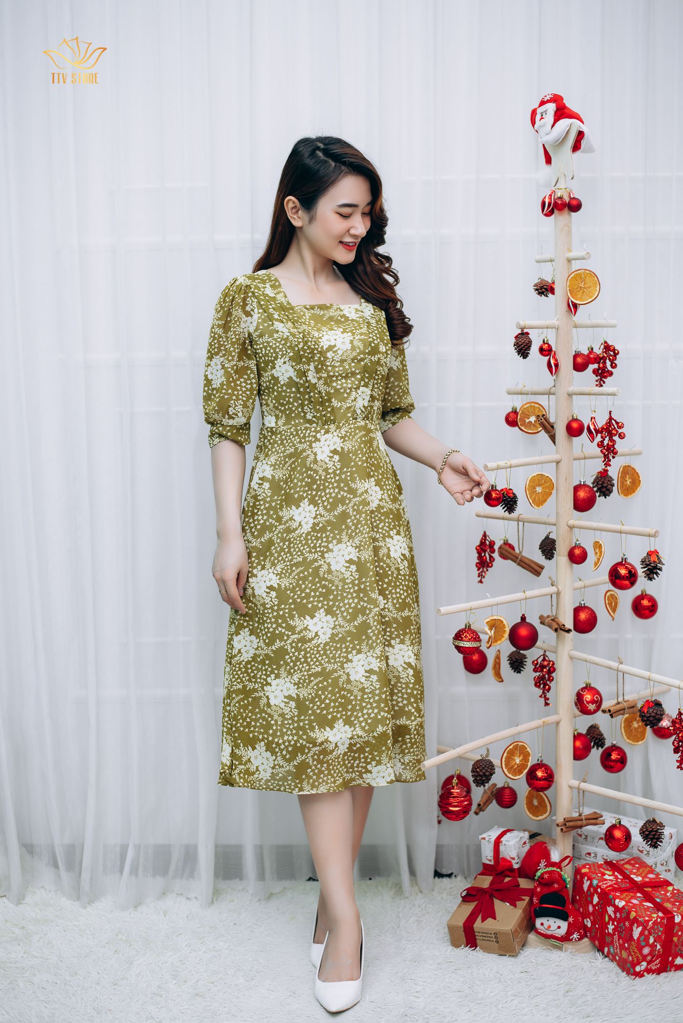 Đầm xoè - Cổ vuông tay lỡ - CT - Xanh hoa kem - TTV1203
