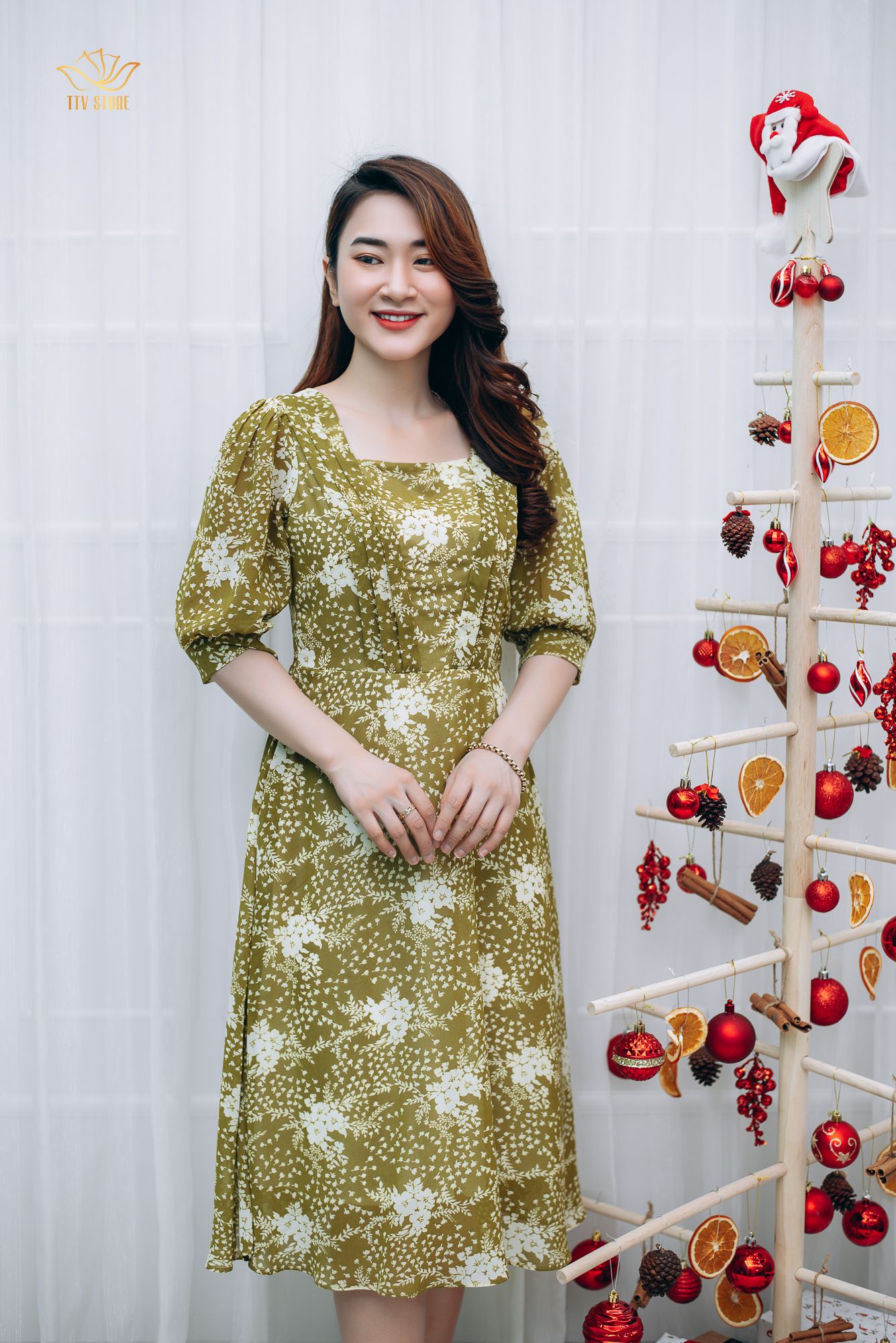 Đầm xoè - Cổ vuông tay lỡ - CT - Xanh hoa kem - TTV1203