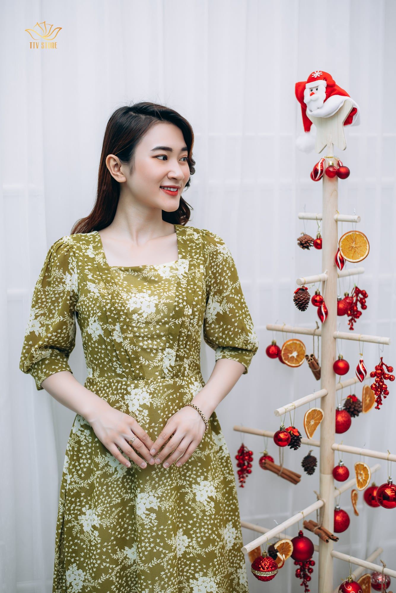 Đầm xoè - Cổ vuông tay lỡ - CT - Xanh hoa kem - TTV1203