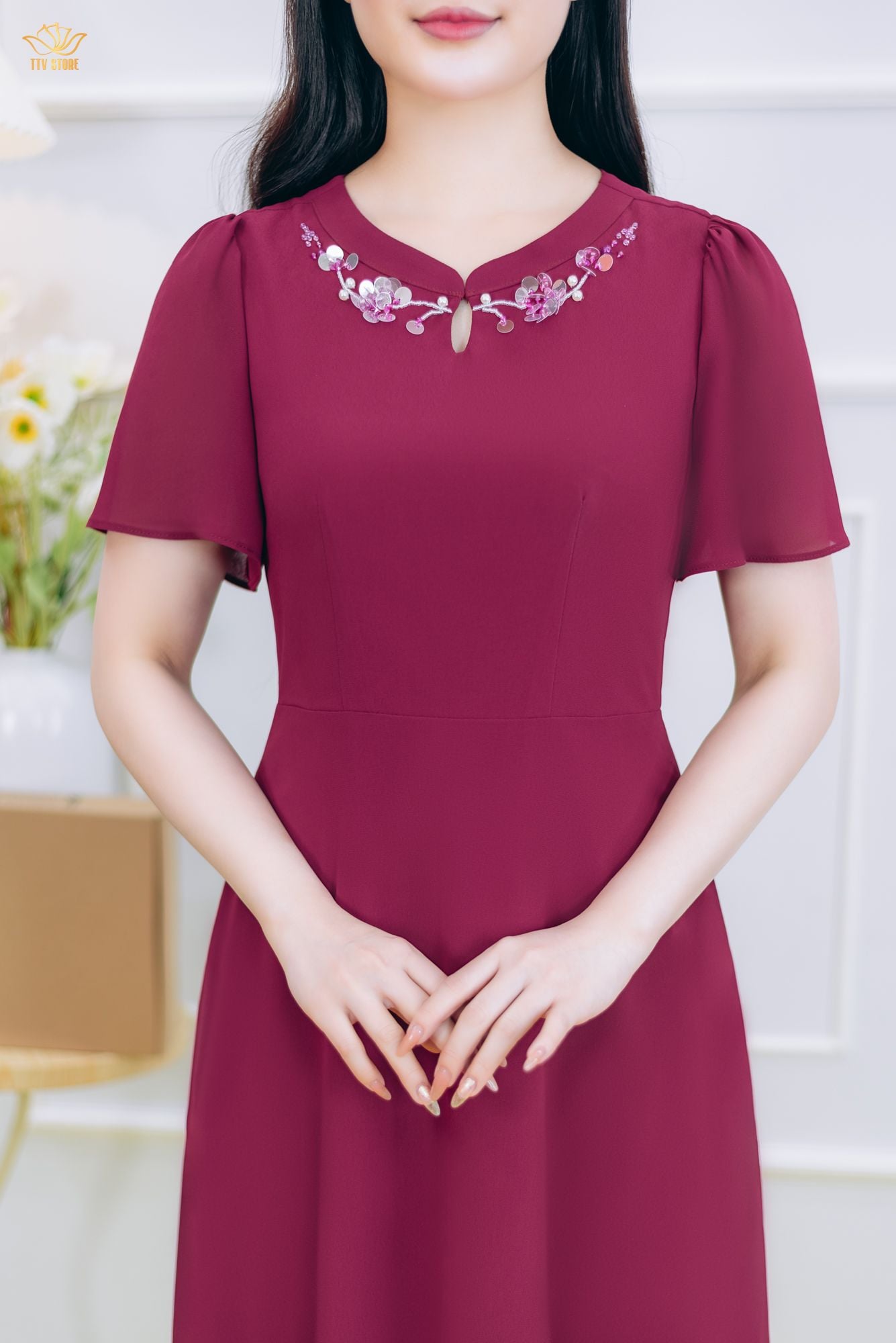 Đầm xòe - Cổ tròn tim giọt nước kết cườm ngọc tay ngắn - CD - Đỏ - TTV1846