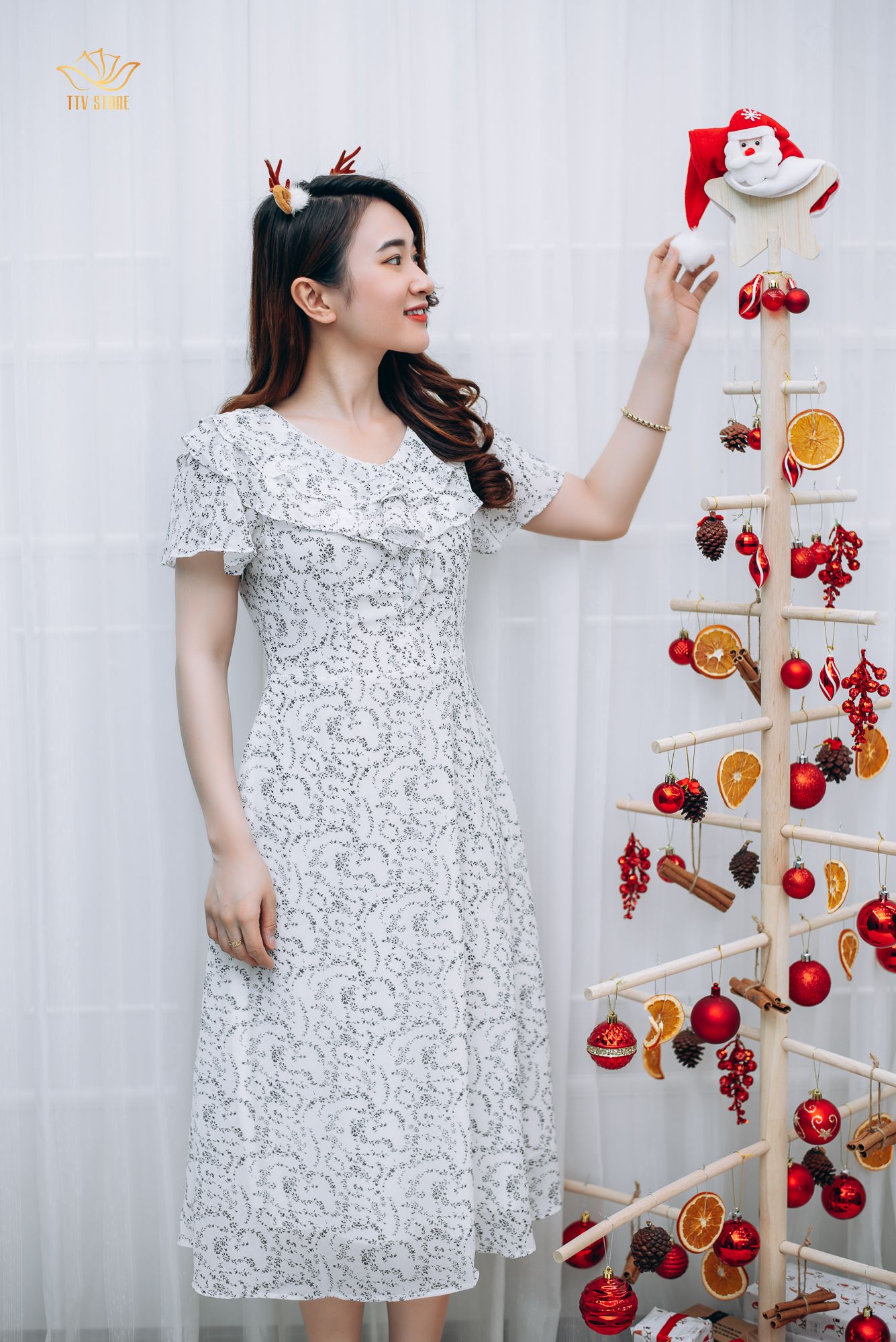 Đầm xòe - Cổ bèo tay ngắn - AH - Trắng hoa đen - TTV1204