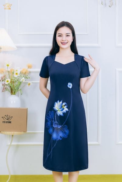Đầm suông - Cổ vuông tim tay ngắn vẽ hoa kết cườm - CD- Xanh vẽ hoa - TTV1845