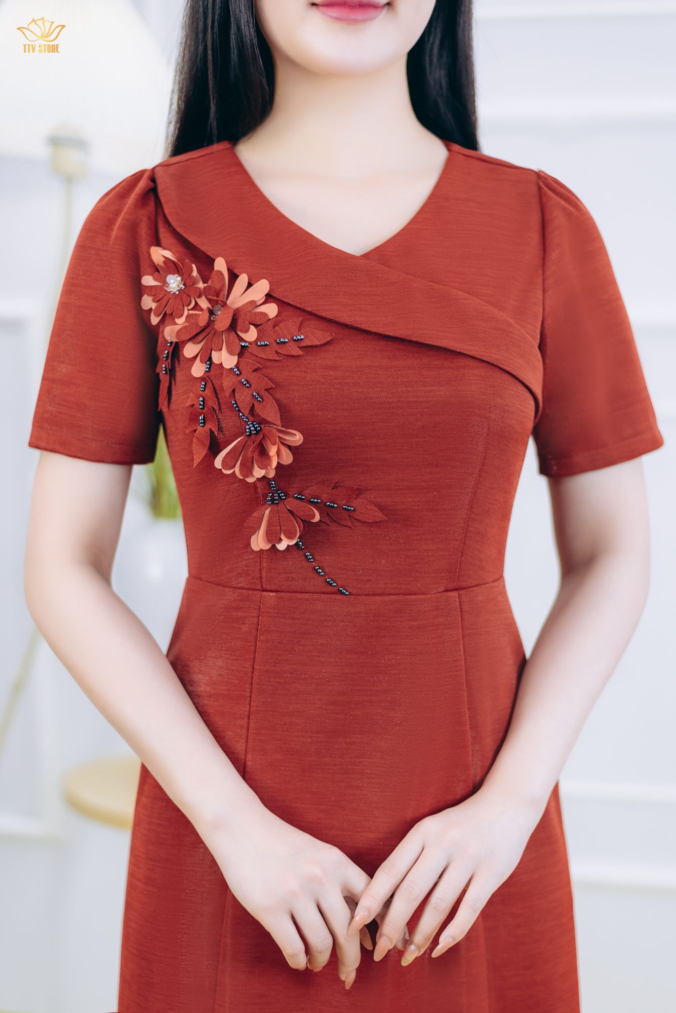 Đầm xòe đuôi cá - Cổ tim lá bâu xéo kết hoa đính cườm tay ngắn - CD - Cam gạch - TTV1859