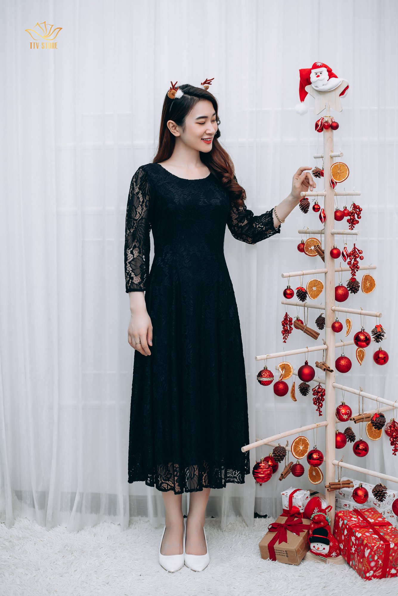 Đầm xoè - Cổ tròn tay lỡ - CT - Đen - TTV1178