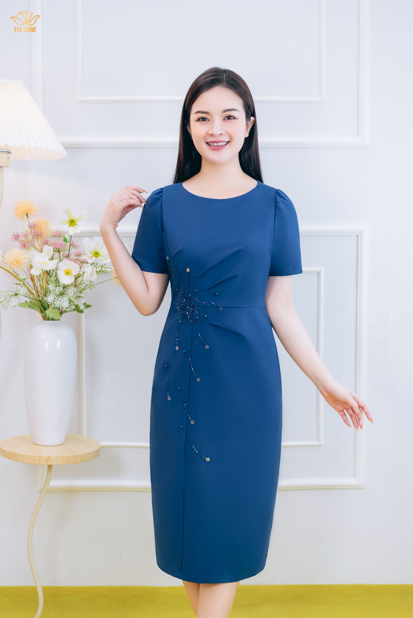 Đầm body - Cổ tròn tay ngắn kết cườm ngọc - CD - Xanh coban - TTV1853