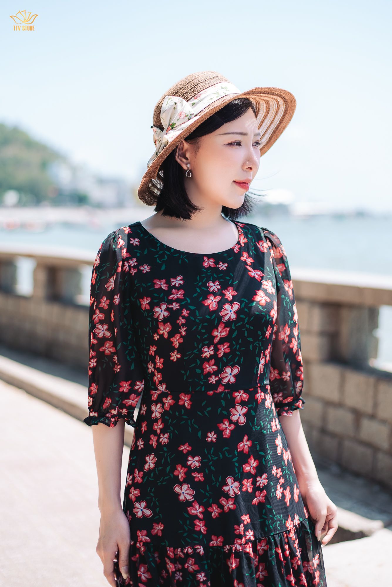 Đầm maxi - Cổ tròn tay lỡ - CD - Đen hoa đỏ - TTV1865