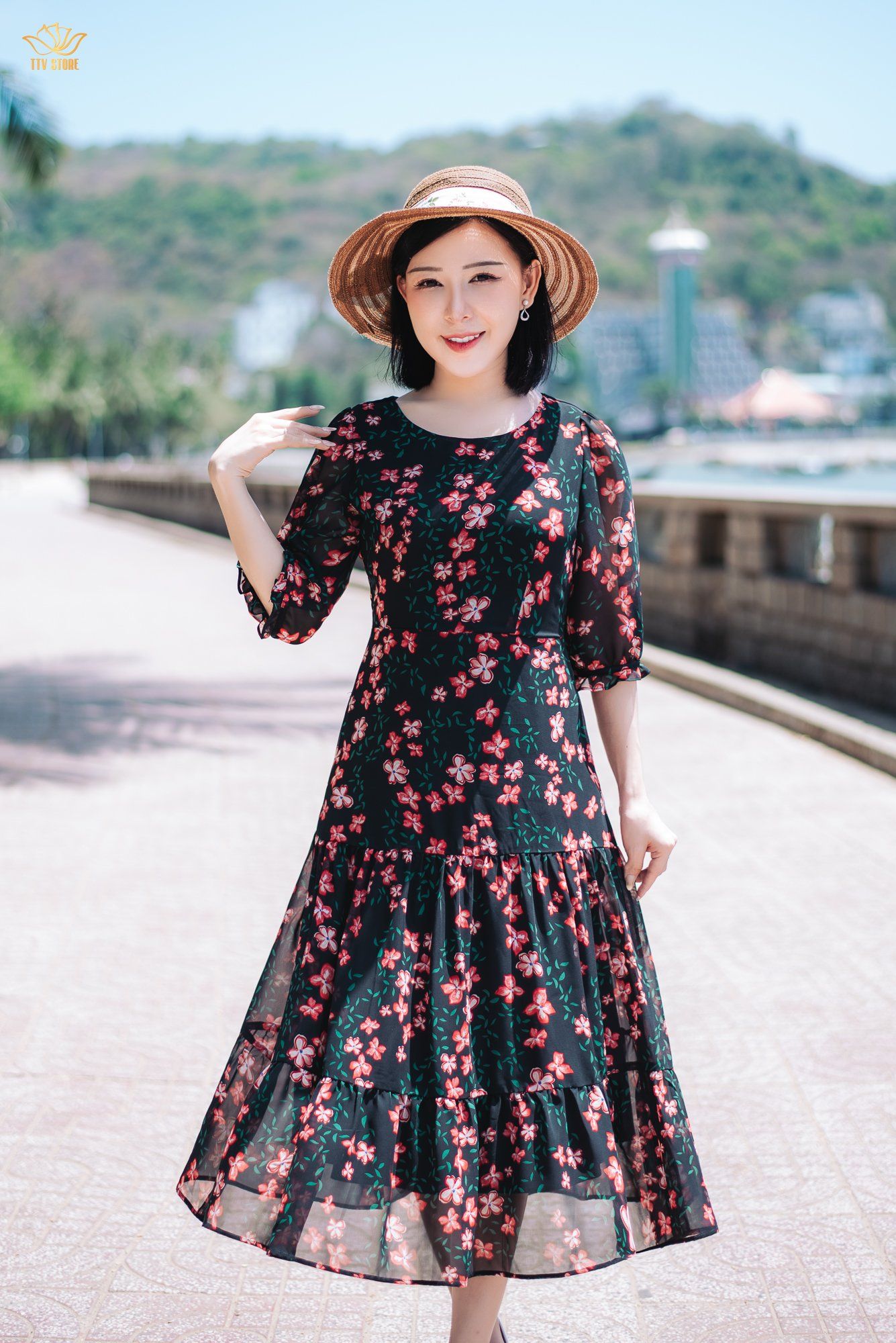 Đầm maxi - Cổ tròn tay lỡ - CD - Đen hoa đỏ - TTV1865