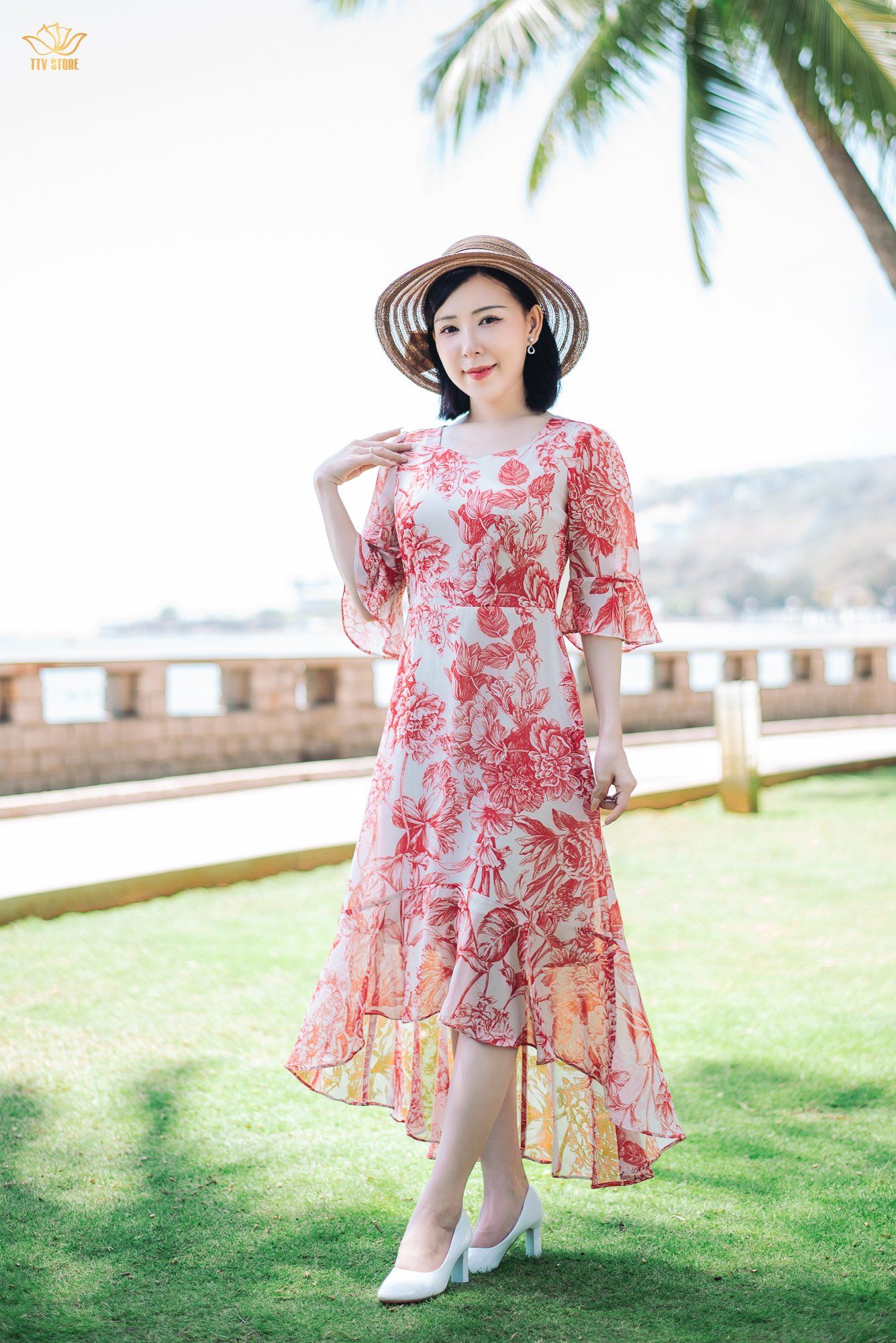 Đầm xòe Mullet - Cổ vuông tim tay chuông - CD - Kem hoa đỏ - TTV1831