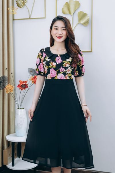 Đầm xòe - Cổ lá sen kết nút tay ngắn - CV - Đen hoa hồng - TTV1230