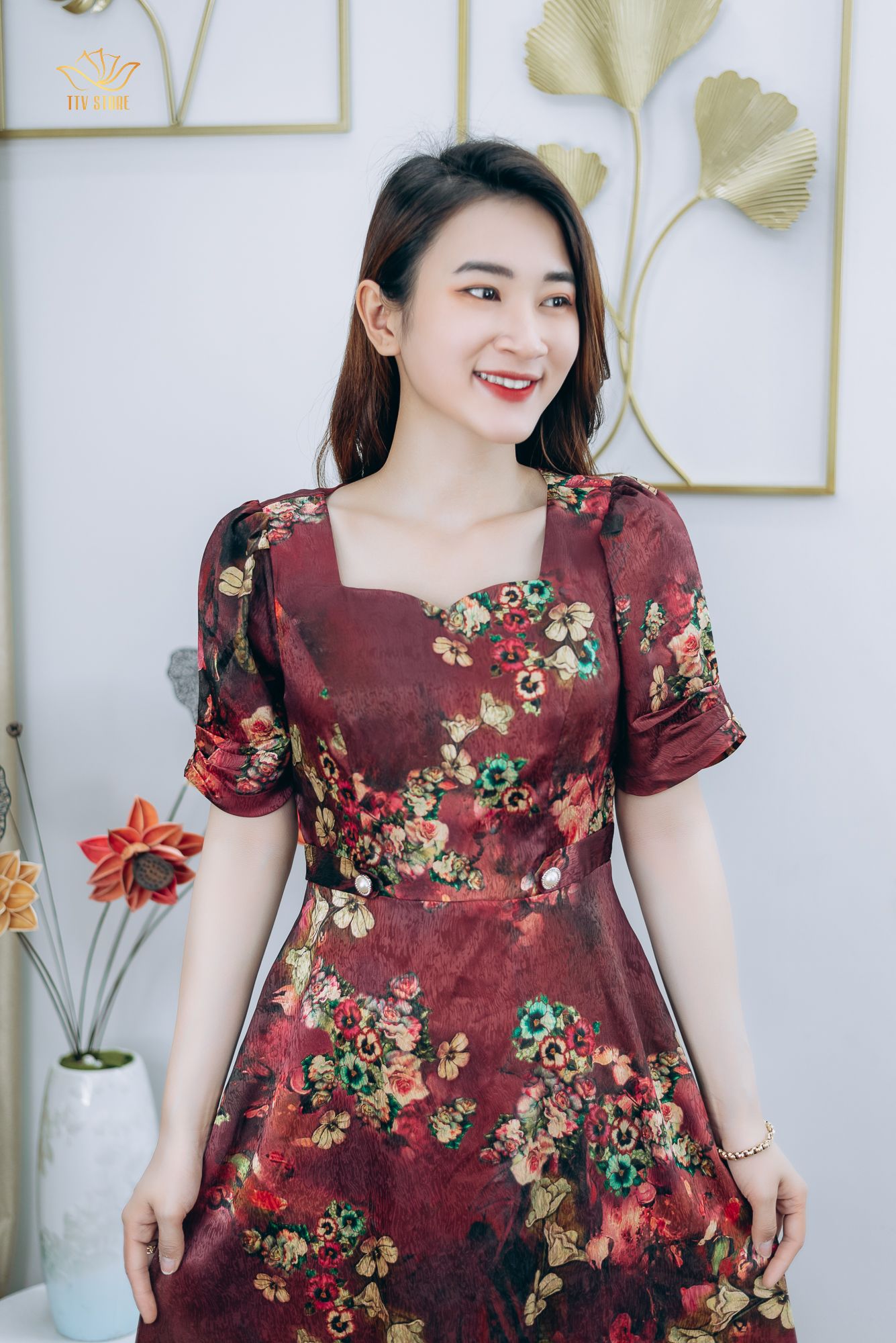 Đầm xòe - Cổ vuông tay ngắn - CT - Đỏ hoa - TTV1242