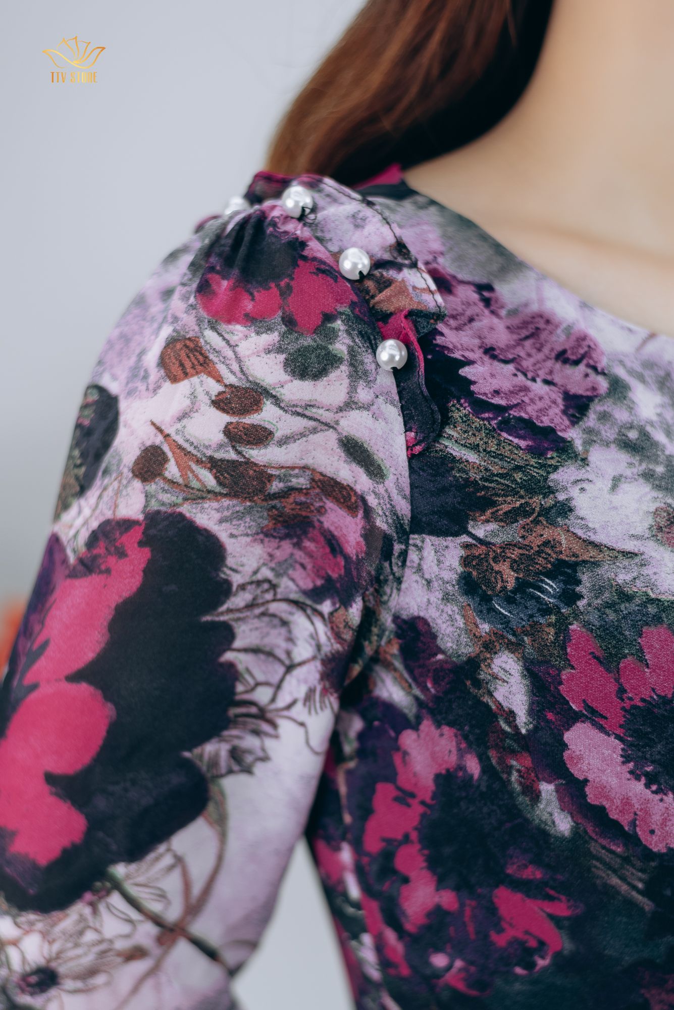 Đầm xoè - Cổ tròn tay lỡ vai đính ngọc - CV - Đen hoa hồng  - TTV1262