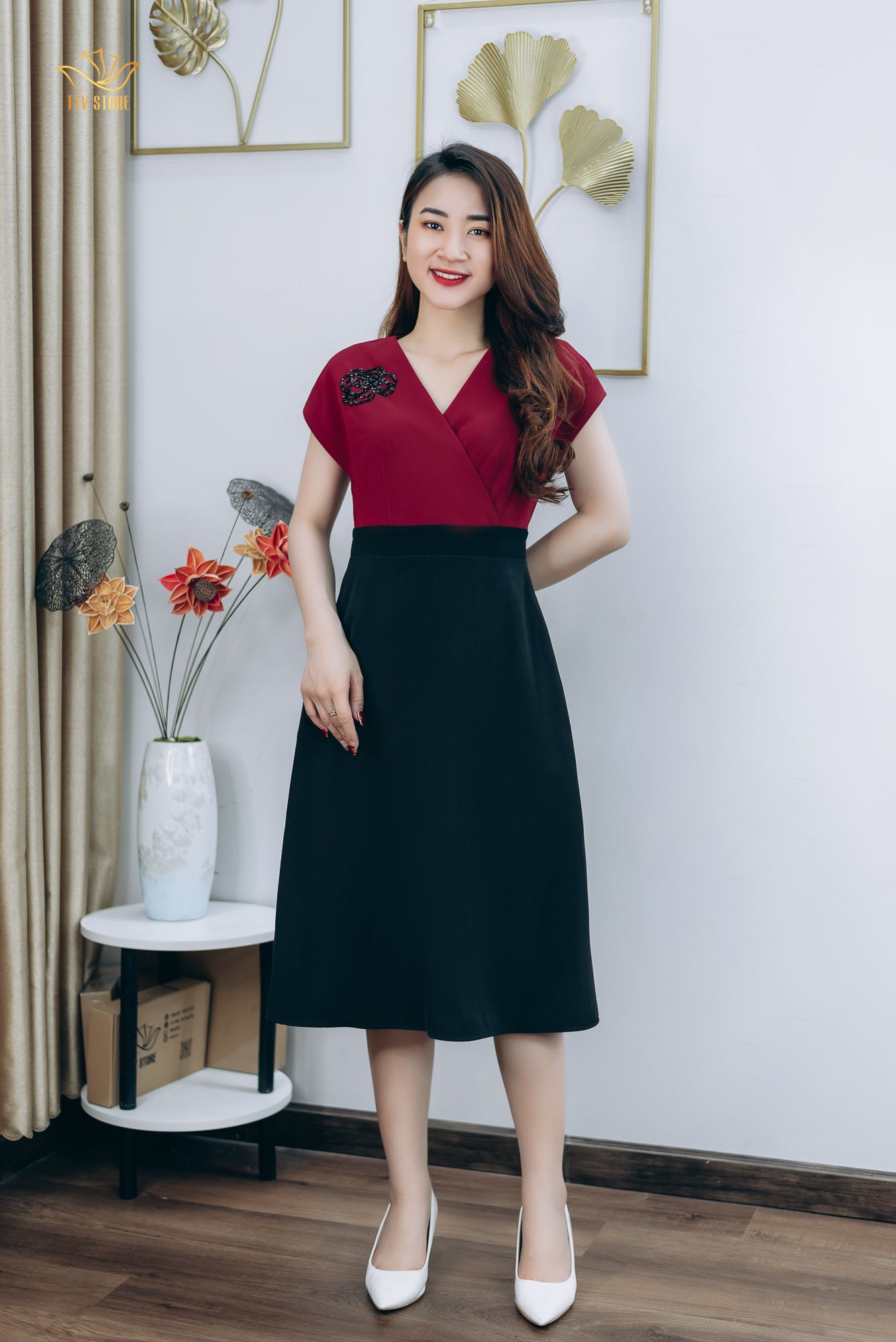 Đầm form A - Cổ đắp chéo đính đá - CT - Đỏ đô - TTV1260