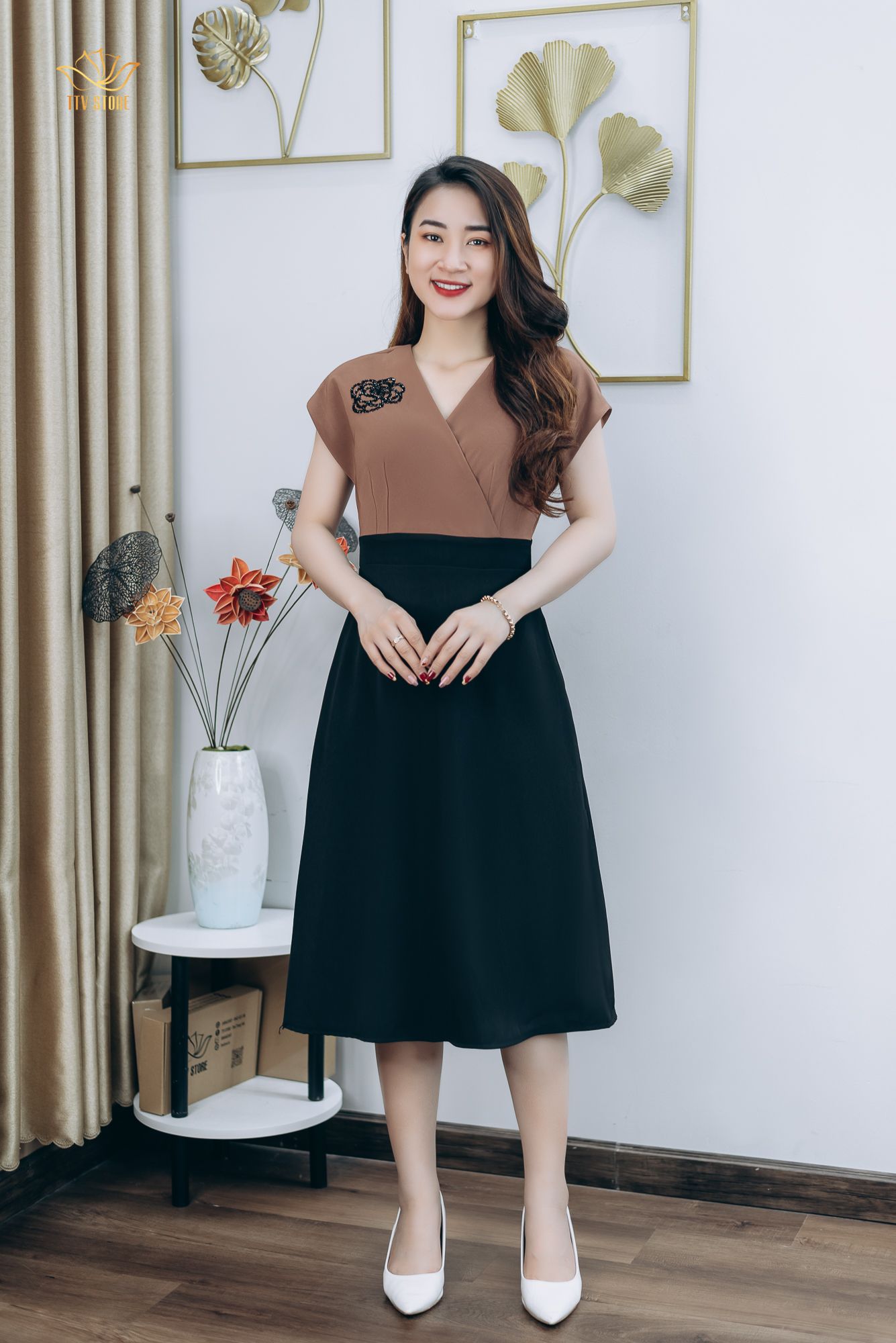 Đầm form A - Cổ đắp chéo đính đá - CT - Nâu cà phê - TTV1260