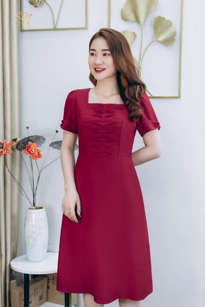 Đầm form A - Cổ vuông xếp ngực tay ngắn - CT - Đỏ đô - TTV1264