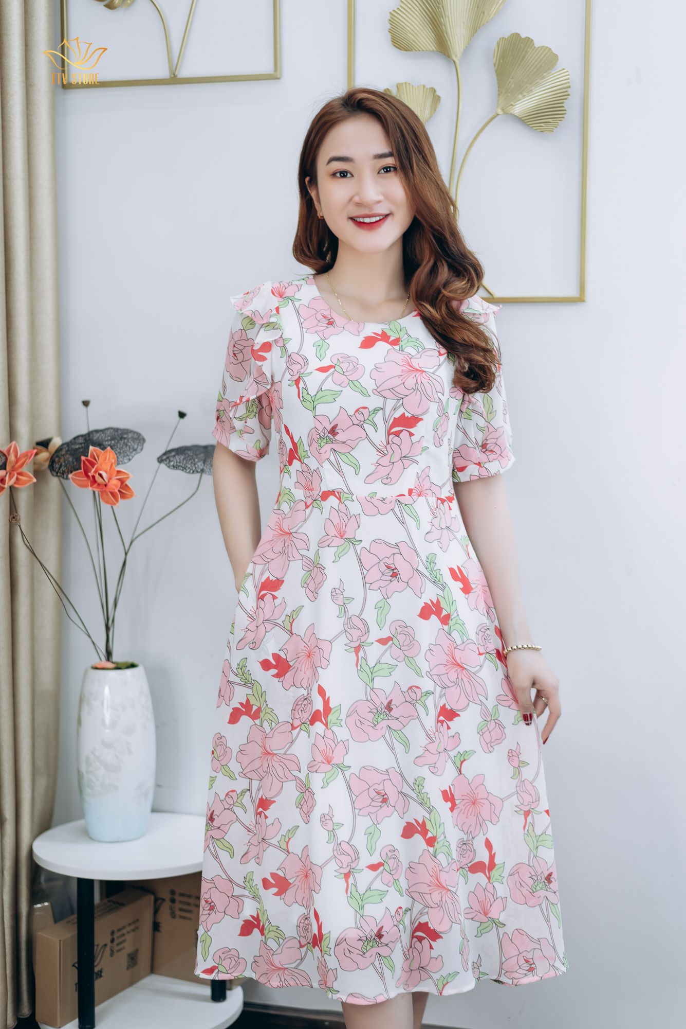 Đầm xòe - Cổ tròn tay bèo lỡ - CV - Trắng hoa hồng - TTV1255