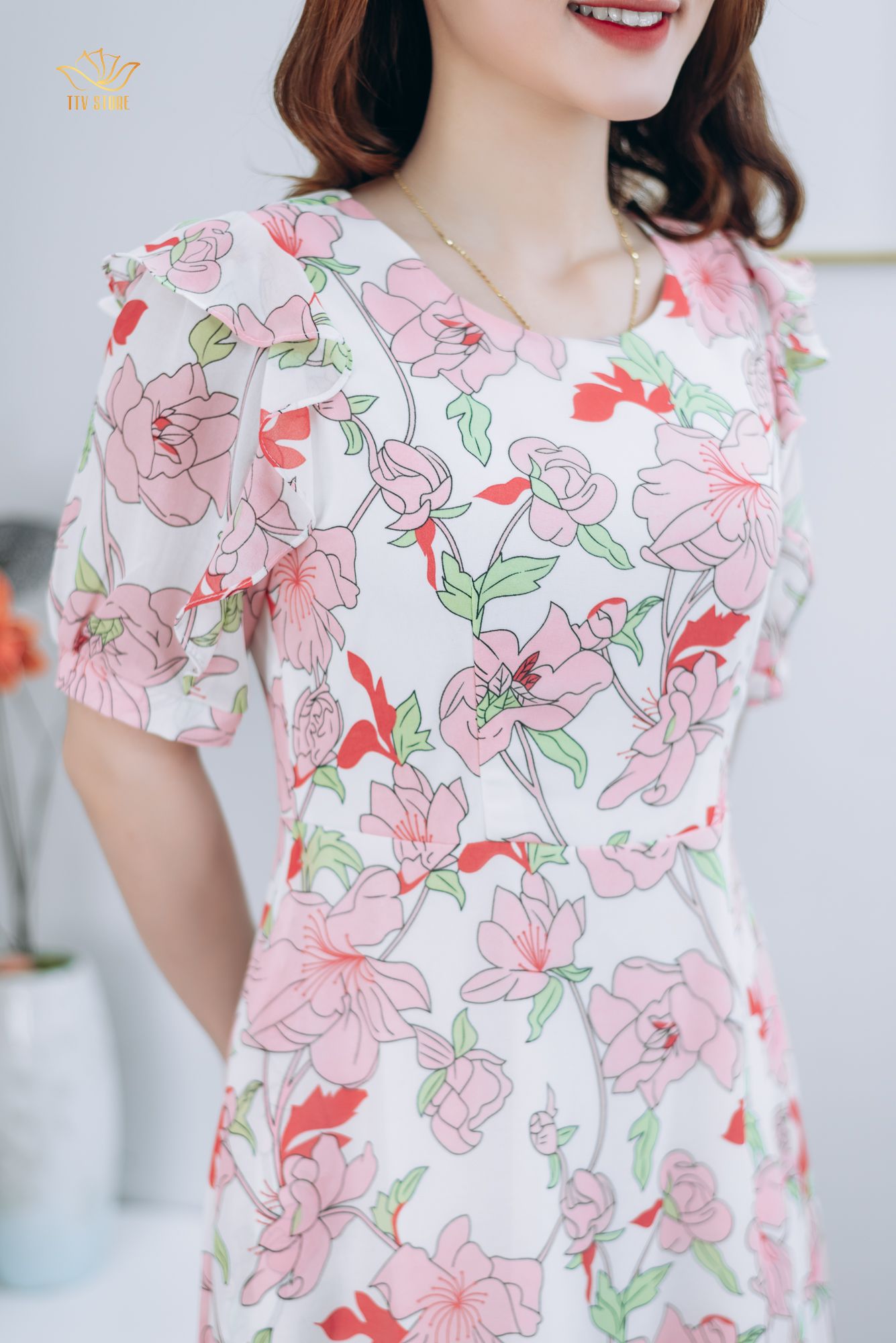 Đầm xòe - Cổ tròn tay bèo lỡ - CV - Trắng hoa hồng - TTV1255