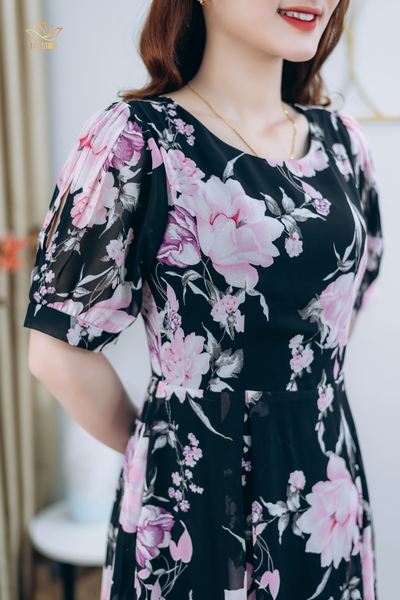 Đầm xòe - Cổ tròn tay bo - AH - Đen hoa tím - TTV1265