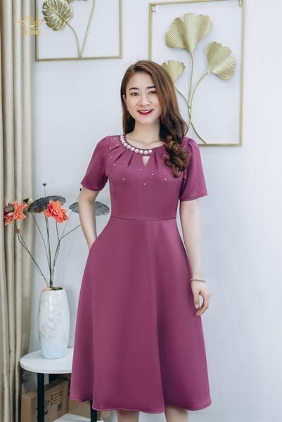 Đầm xòe - Cổ tròn khoét V kết ngọc - CV - Hồng ruốc - TTV1270