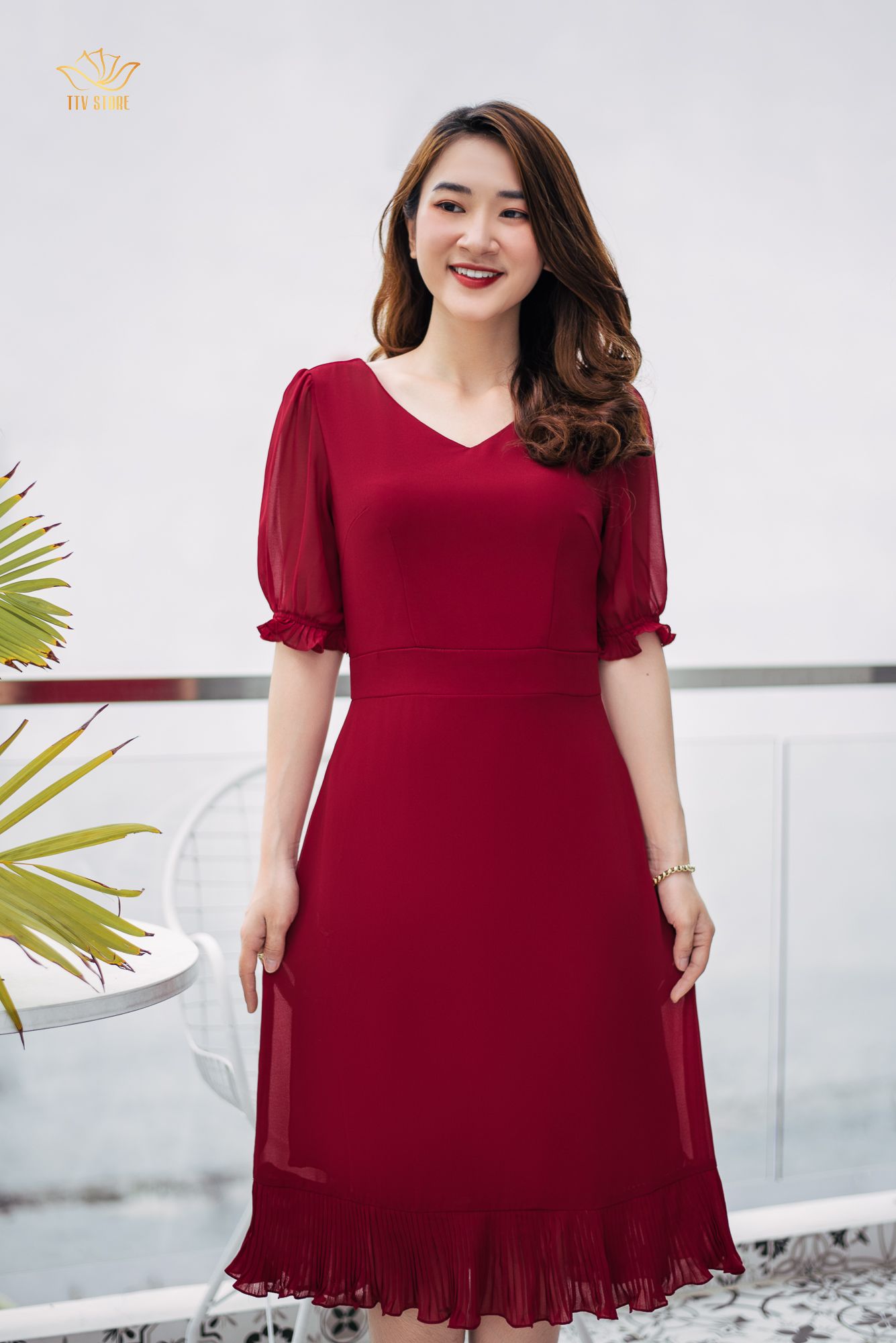 Đầm form A - Cổ tim tay bo - CT - Đỏ đô - TTV972